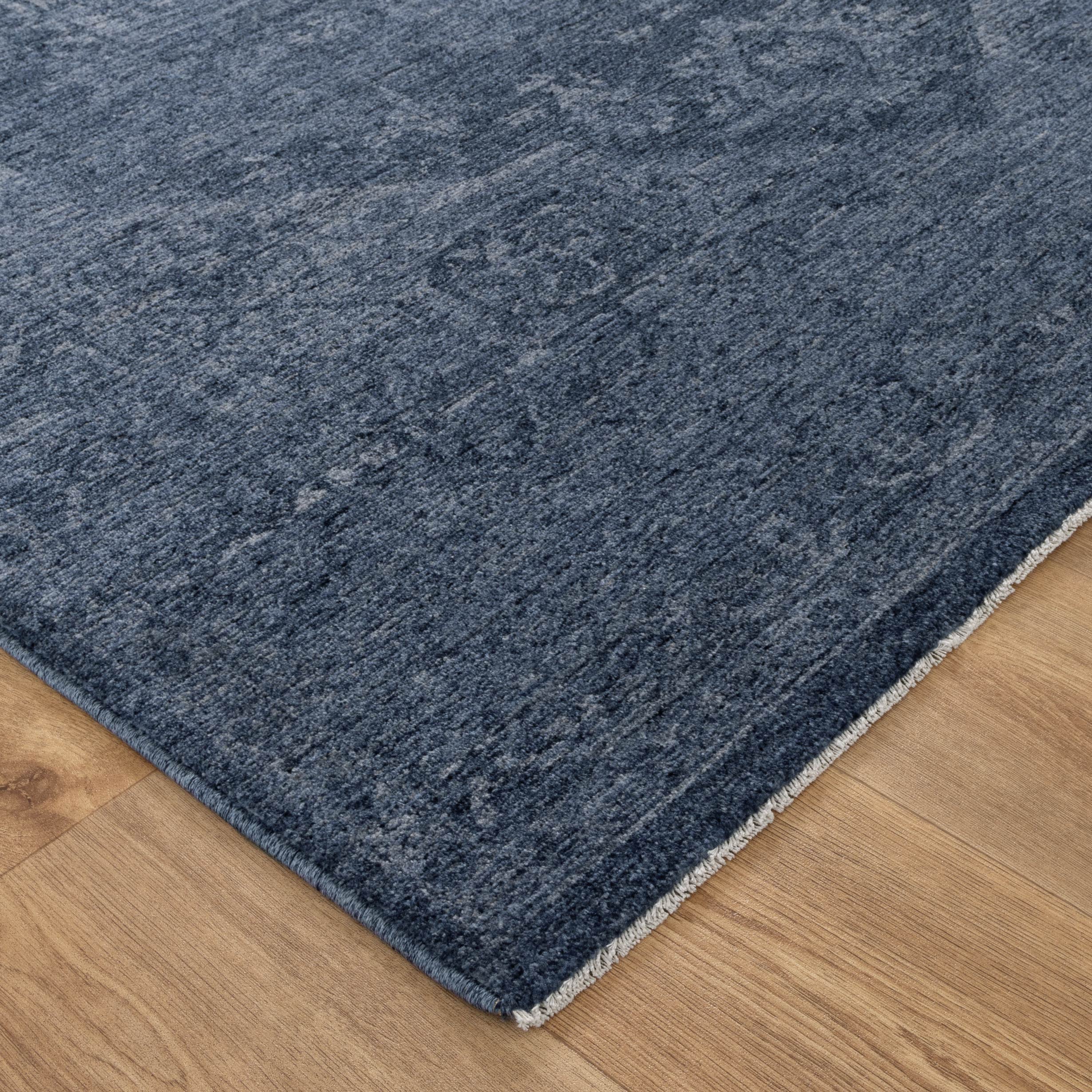 Legacy Distressed Medallion Blue Rug
