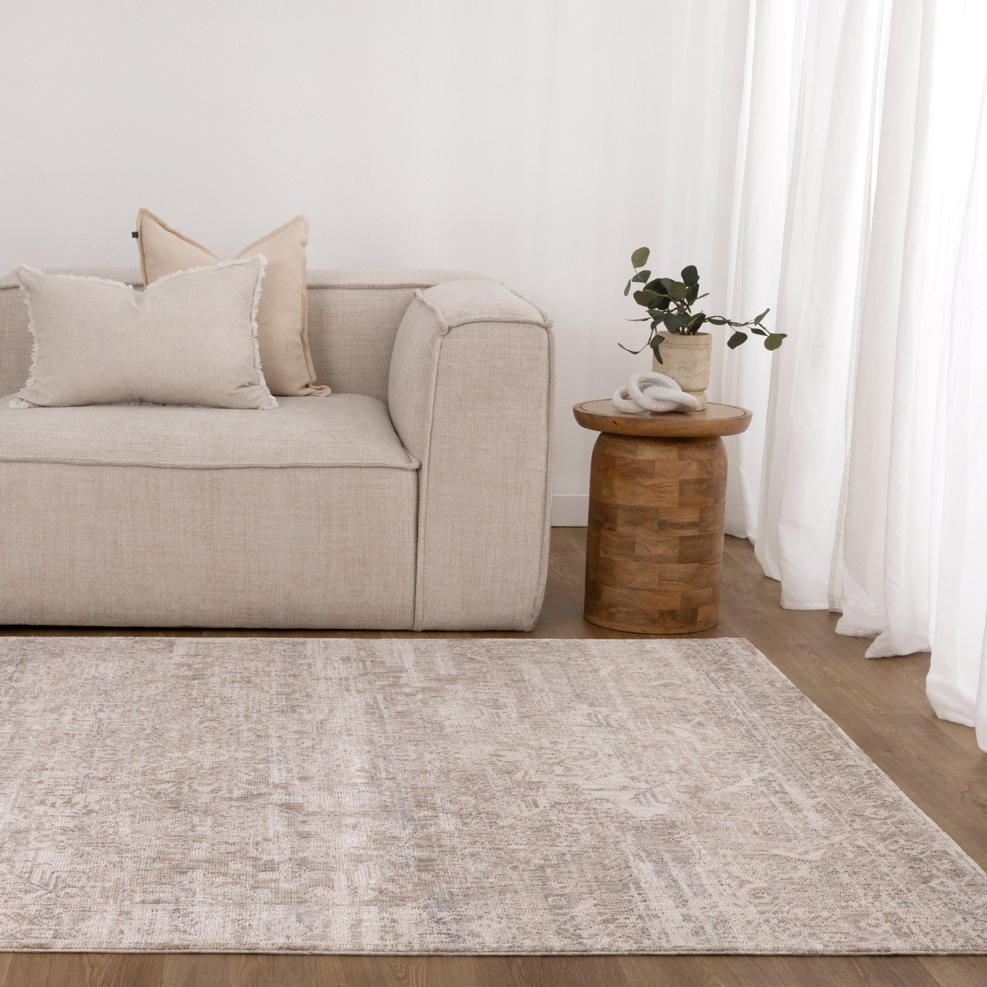 Solace Beige & Blue Distressed Vintage Rug